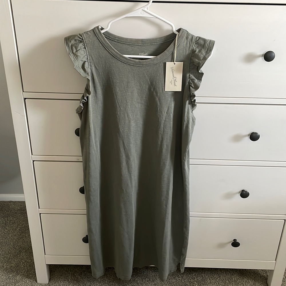 New Sage Green Universal Thread Flutter Sleeve Dress